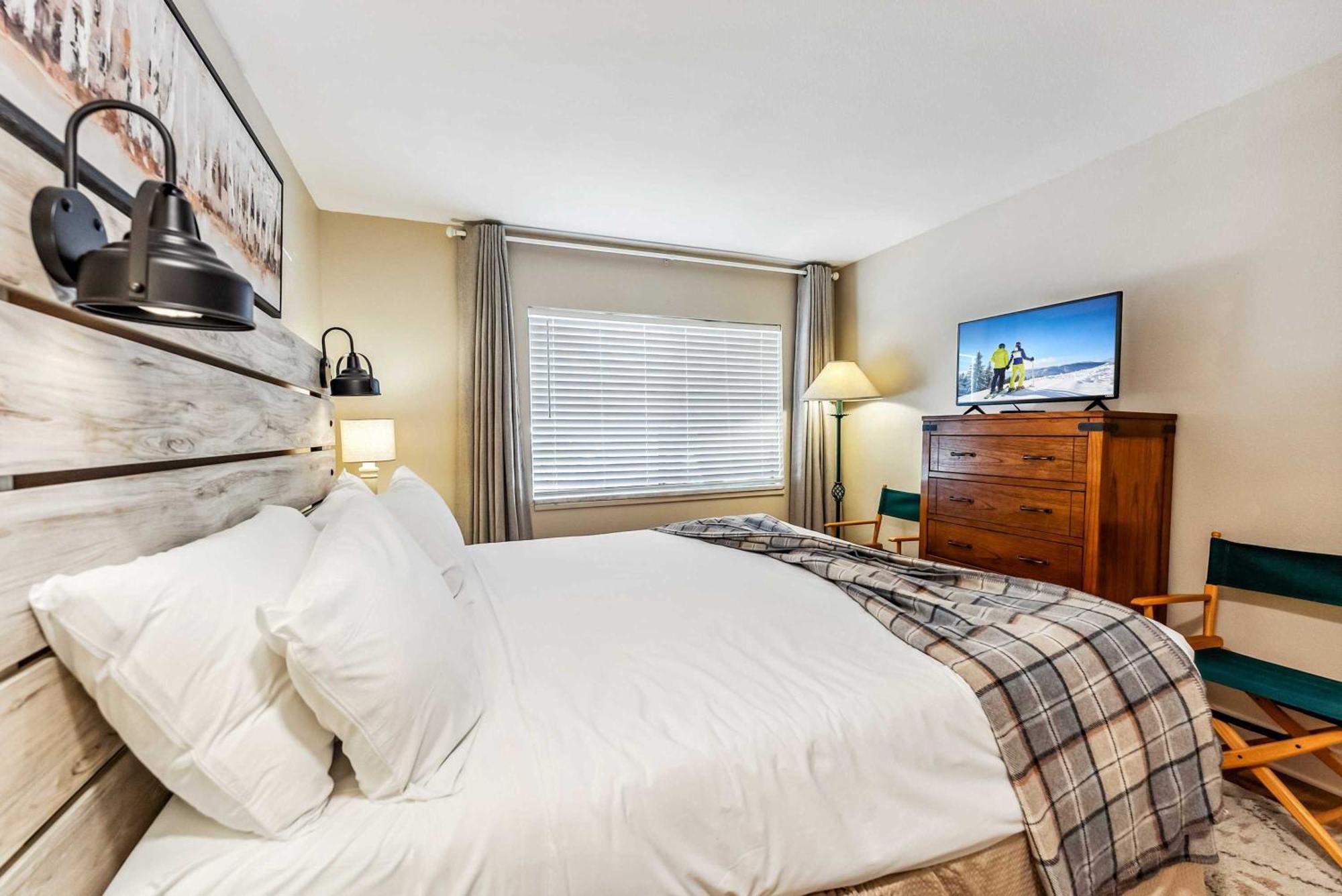 Breckenridge Condo Steps From Main Street And Peak 9 Екстериор снимка