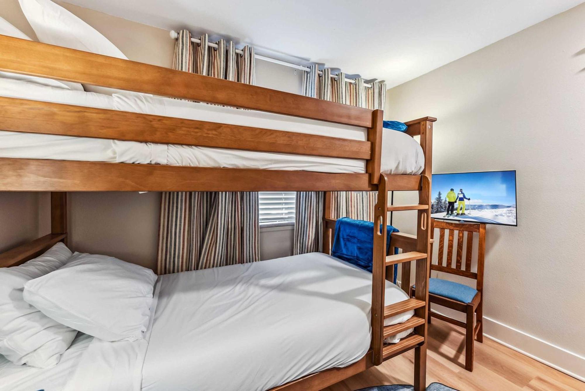 Breckenridge Condo Steps From Main Street And Peak 9 Екстериор снимка